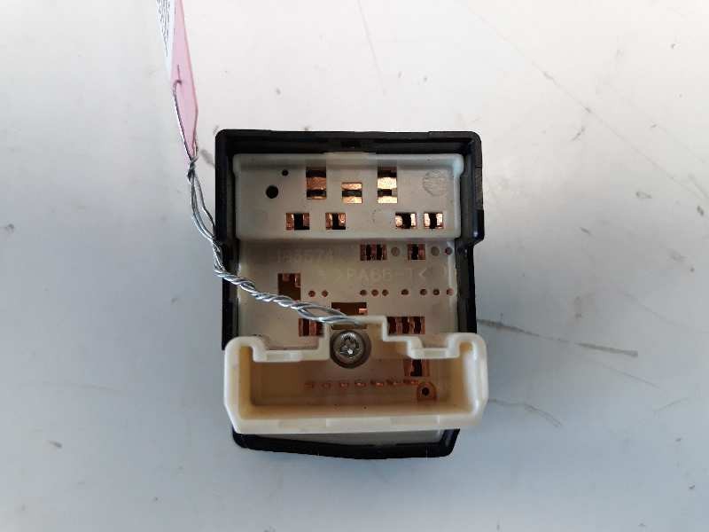 Recambio de mando retrovisor para toyota urban cruiser active referencia OEM IAM 183574  