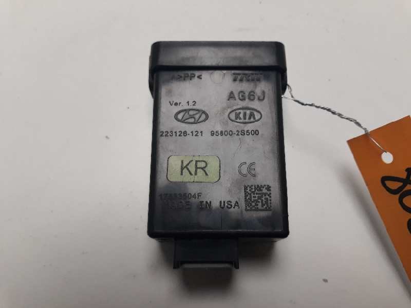 Recambio de modulo electronico para kia sportage drive 2wd referencia OEM IAM 958002S500  
