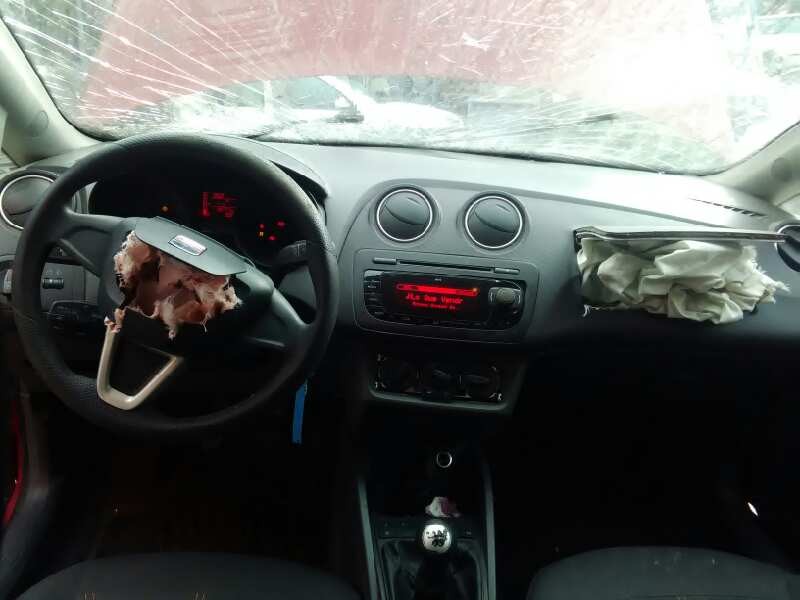 seat ibiza (6j5) del año 2012