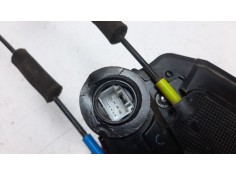 Recambio de cerradura puerta trasera derecha para toyota land cruiser (j15) 2.8 cat referencia OEM IAM 6905033120   2