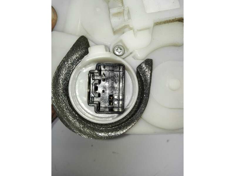 Recambio de cerradura puerta trasera izquierda para mazda 6 kombi (gh) 2.0 crtd 140cv active sw referencia OEM IAM GS1F73310B  
