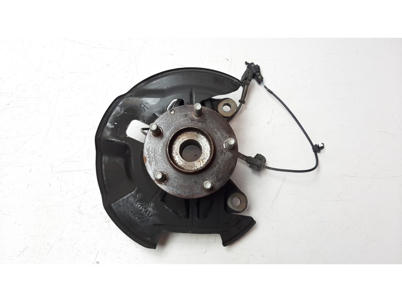 Recambio de mangueta delantera derecha para mazda cx-5 2.2 turbodiesel cat referencia OEM IAM KD3533031A  