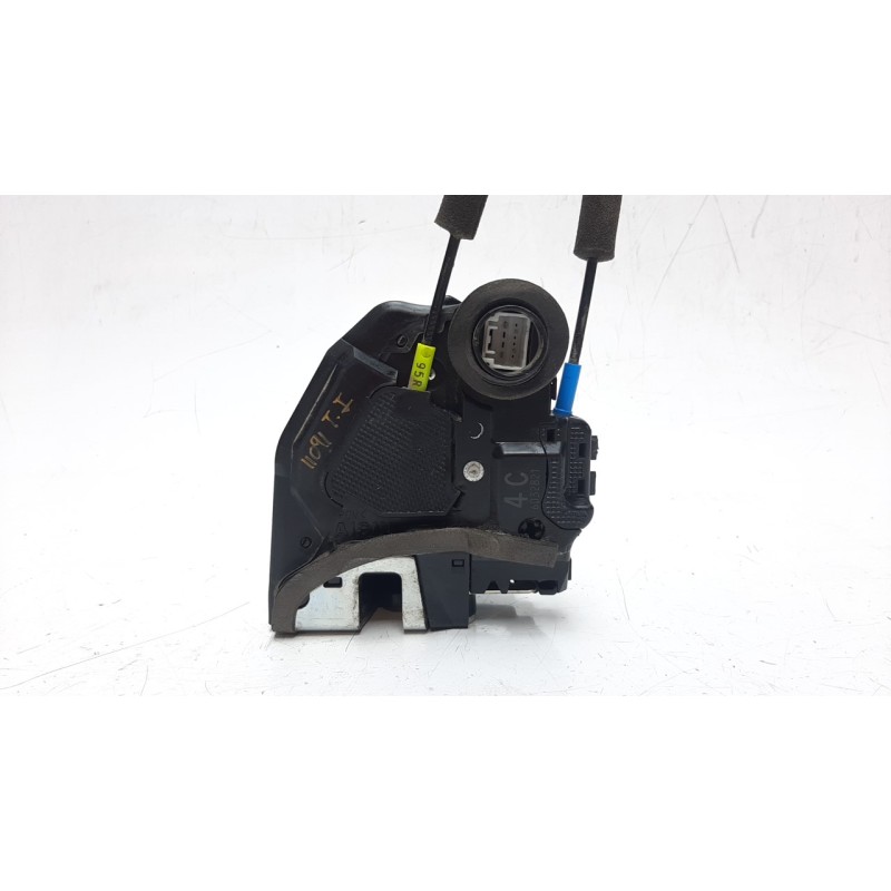 Recambio de cerradura puerta trasera izquierda para toyota land cruiser (j15) 2.8 cat referencia OEM IAM 6906033120  
