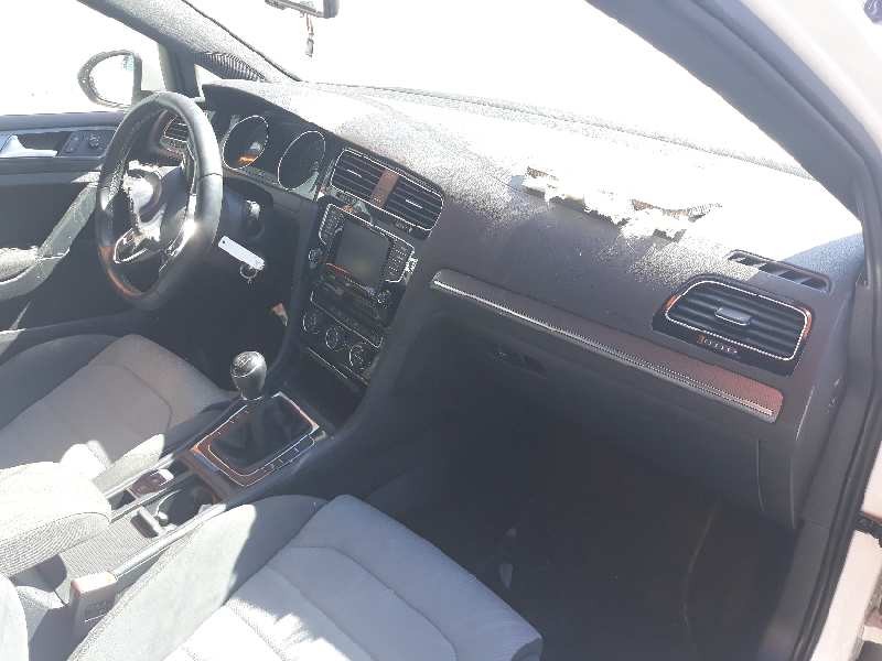 volkswagen golf vii lim. del año 2015