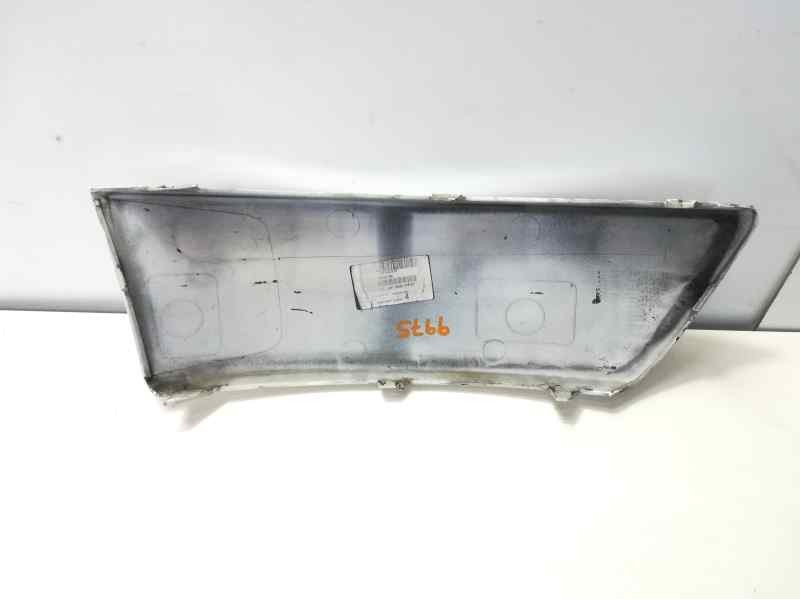 Recambio de molduras delanteras para citroen c4 grand picasso cool referencia OEM IAM 9680404877  