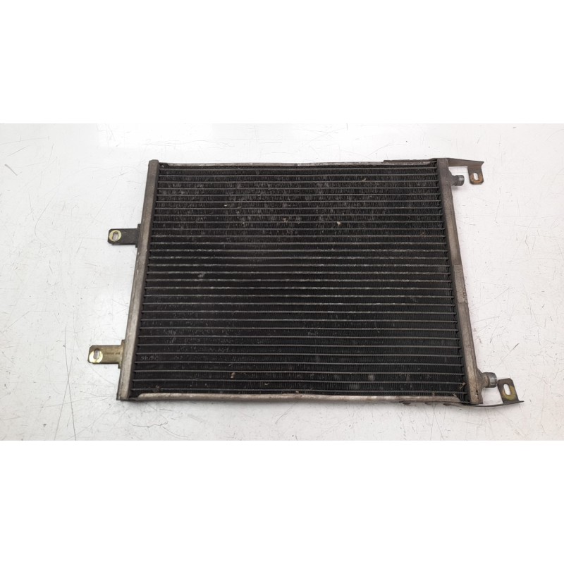 Recambio de condensador / radiador aire acondicionado para volkswagen polo berlina (6n1) 1.9 diesel referencia OEM IAM 52465388 