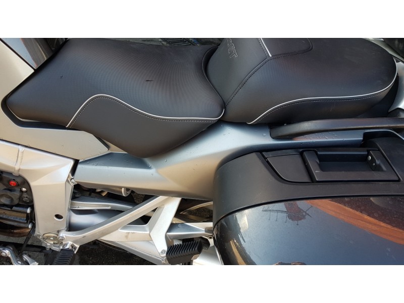Recambio de moldura para bmw k 1200 s/r/gt k 1200 gt   ´06 referencia OEM IAM 46637694359  