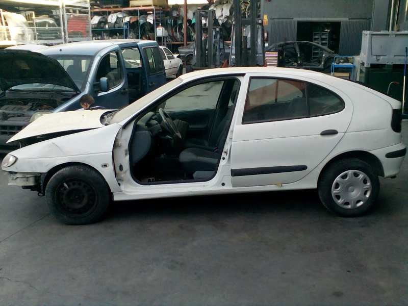 renault megane i berlina hatchback (ba0) del año 1999