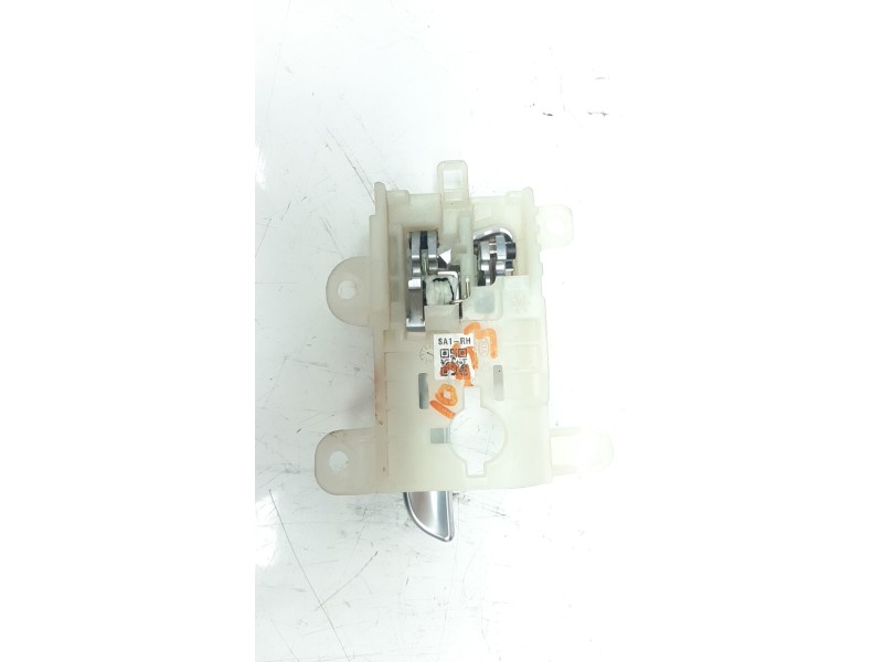 Recambio de maneta interior delantera derecha para kia niro referencia OEM IAM 82620G5010  