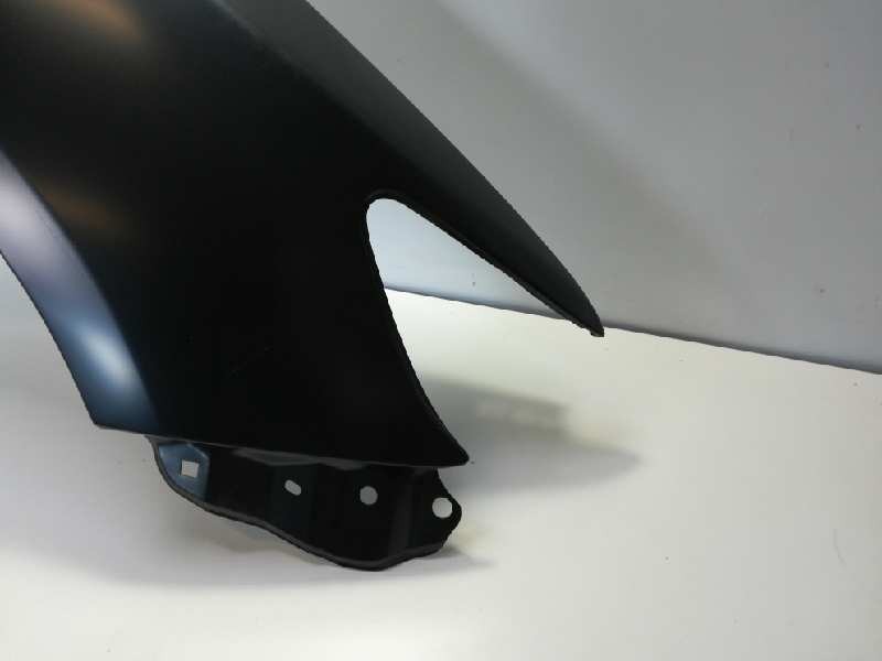 Recambio de aleta delantera derecha para toyota corolla (e15) referencia OEM IAM 5381212A10 108906711 