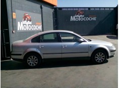 VOLKSWAGEN PASSAT BERLINA (3B3)