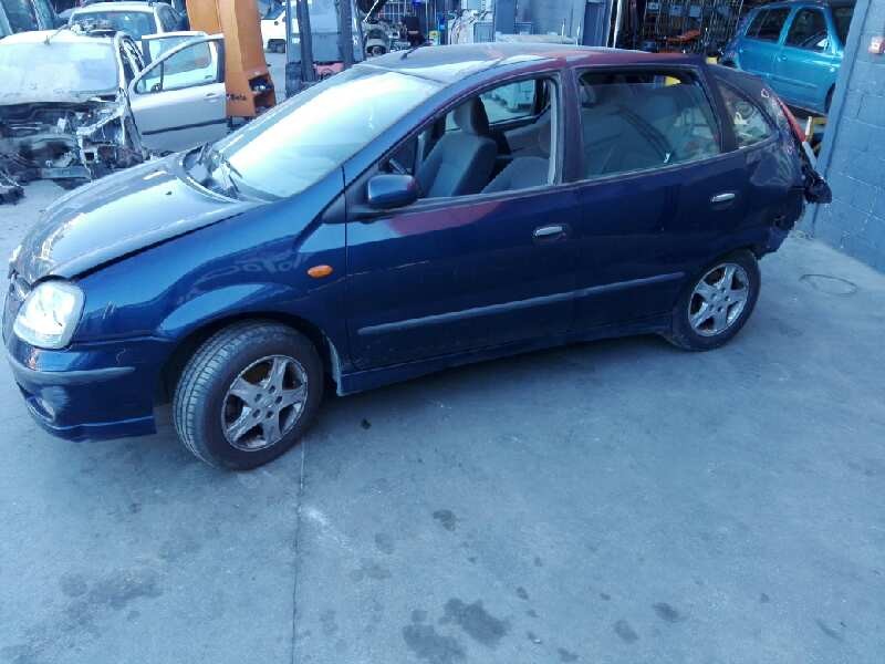 nissan almera tino (v10m) del año 2005