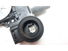 Recambio de elevalunas trasero derecho para toyota land cruiser (j15) 2.8 cat referencia OEM IAM 6980360070   2