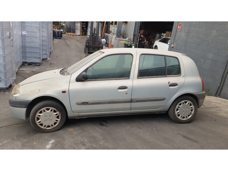 renault clio ii fase i (b/cbo) del año 2001