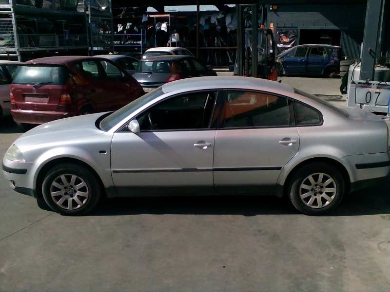 volkswagen passat berlina (3b3) del año 2003