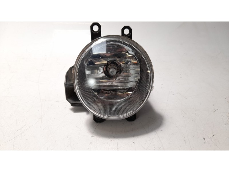 Recambio de faro antiniebla derecho para toyota land cruiser (j15) 2.8 cat referencia OEM IAM 8121012230  