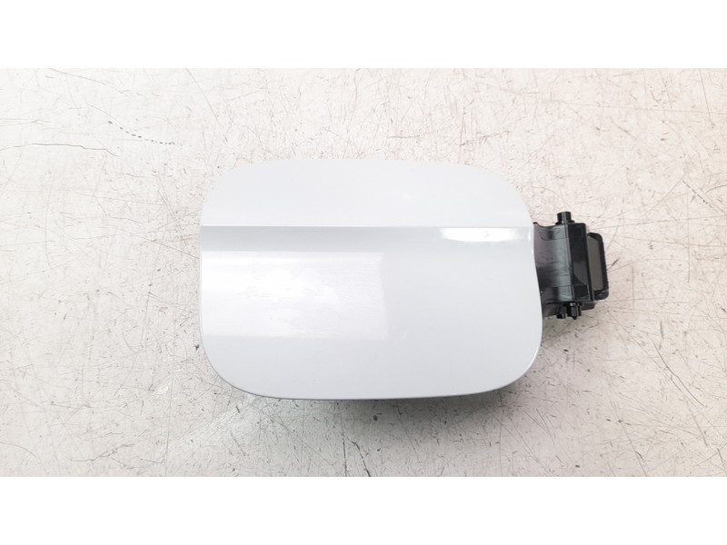 Recambio de tapa exterior combustible para skoda scala (nw) 1.0 tsi referencia OEM IAM 657809702  