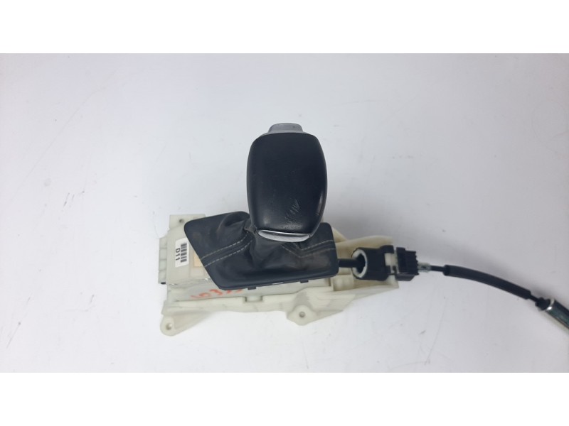 Recambio de palanca cambio para kia niro referencia OEM IAM 46701D4440  