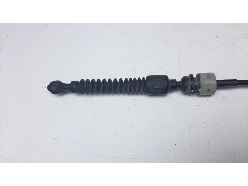 Recambio de palanca cambio para kia niro referencia OEM IAM 46701D4440  