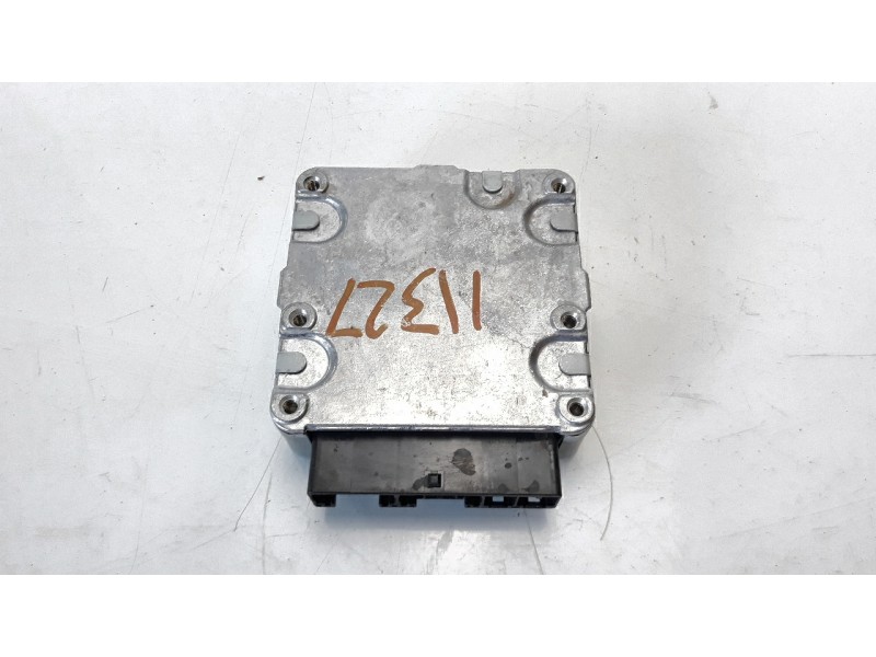 Recambio de centralita direccion para toyota yaris 1.5 16v cat referencia OEM IAM 2250002151  