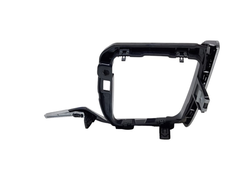 Recambio de embellecedor para volvo xc60 business plus awd referencia OEM IAM 31417620  