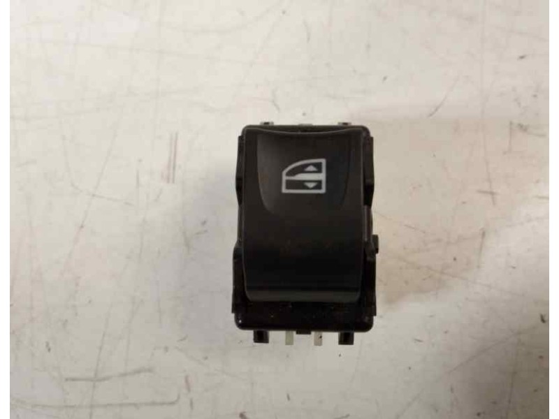 Recambio de mando elevalunas delantero derecho para renault kangoo furgón maxi 2p profesional referencia OEM IAM 254217475R  