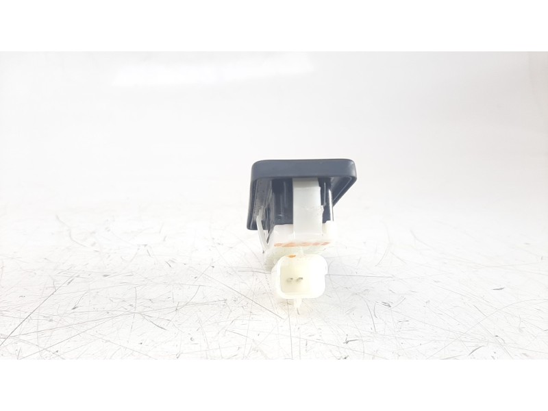 Recambio de maneta exterior porton para peugeot 308 1.2 12v e-thp referencia OEM IAM 9820395580  