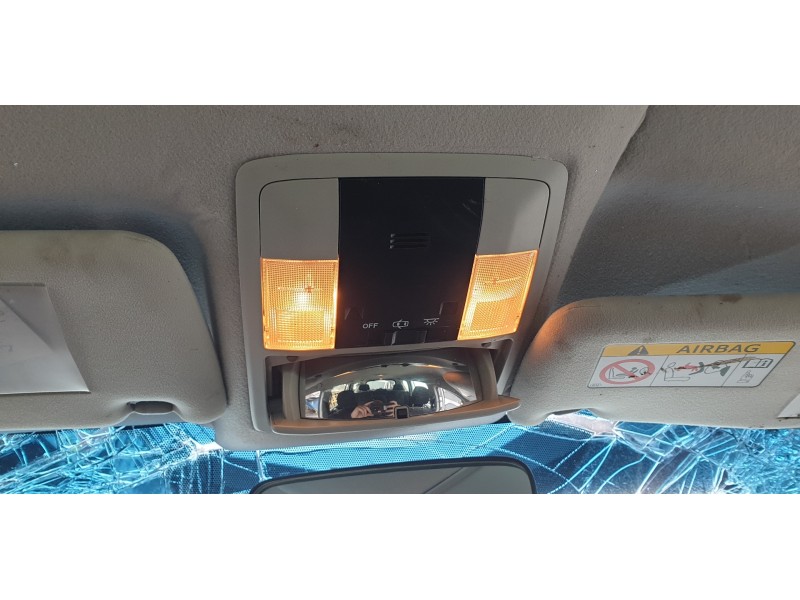 Recambio de luz interior para toyota land cruiser (j15) 2.8 cat referencia OEM IAM 8126060370A1  