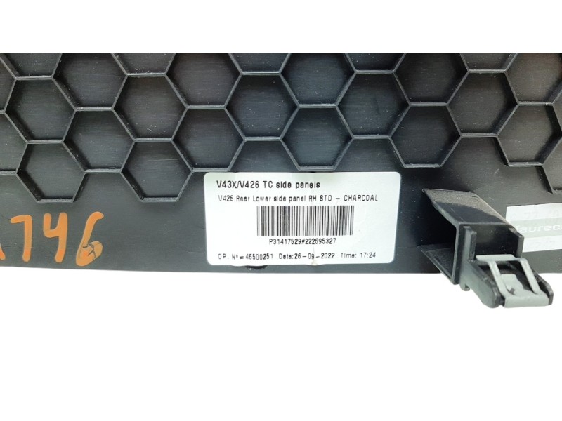 Recambio de moldura para volvo xc60 business plus awd referencia OEM IAM 31417529  