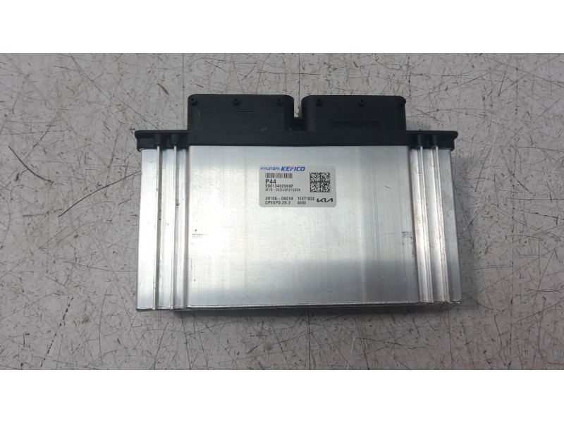 Recambio de centralita motor uce para kia stonic (ybcuv) 1.2 cat referencia OEM IAM 3910608244  