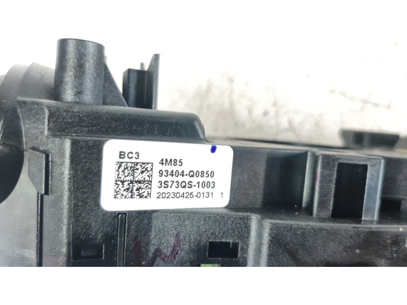 Recambio de mando multifuncion para hyundai i20 1.0 tgdi cat referencia OEM IAM 93404Q0850  