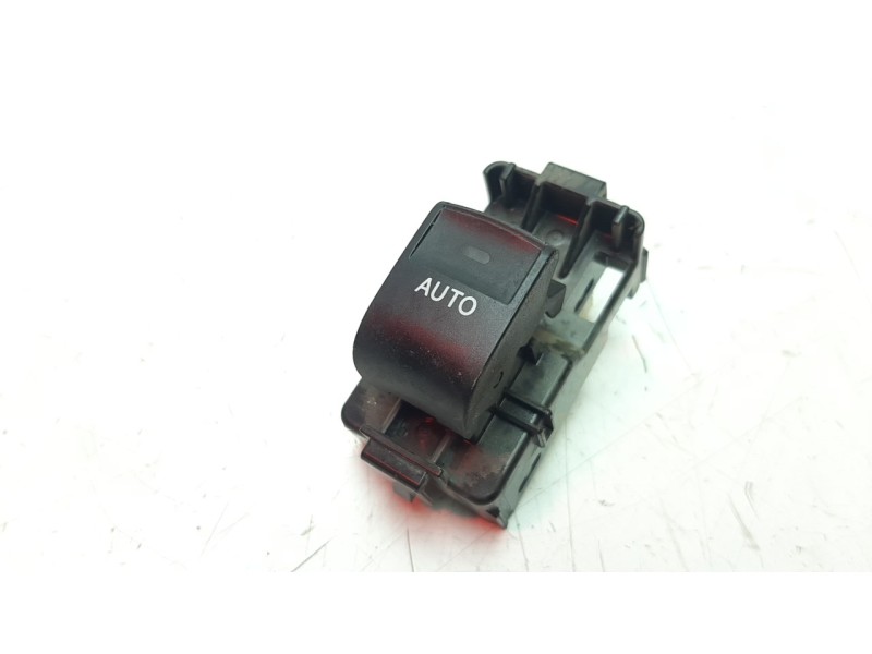 Recambio de mando elevalunas trasero izquierdo para toyota land cruiser (j15) 2.8 cat referencia OEM IAM 8481033120  