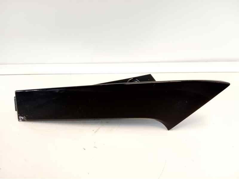 Recambio de molduras traseras para nissan x-trail (t32) tekna referencia OEM IAM 960334C0A  