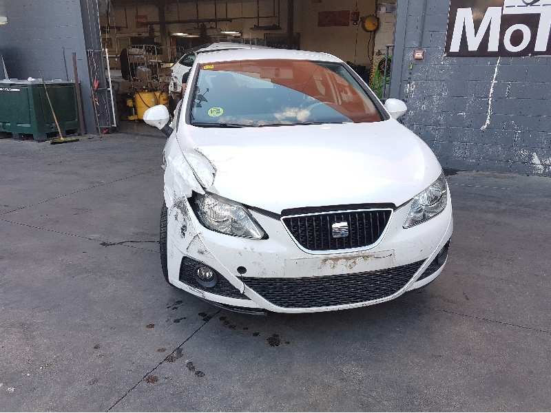seat ibiza (6j5) del año 2010
