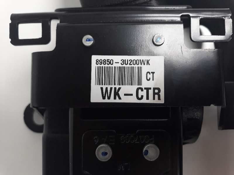 Recambio de cinturon seguridad trasero central para kia sportage drive 2wd referencia OEM IAM 898503U200WK  