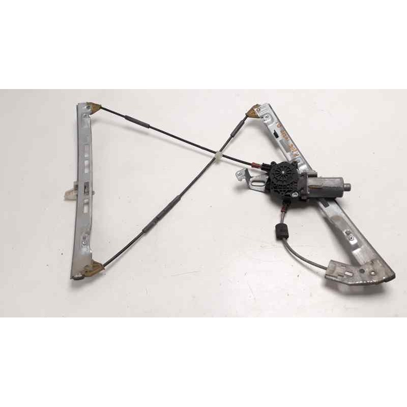 Recambio de elevalunas delantero izquierdo para peugeot 206 berlina 1.4 hdi referencia OEM IAM 9221E6 106172102 118249