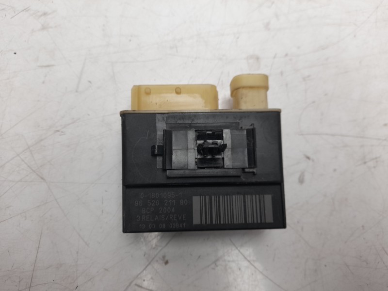 Recambio de caja precalentamiento para citroen ds3 design referencia OEM IAM 9652021180  