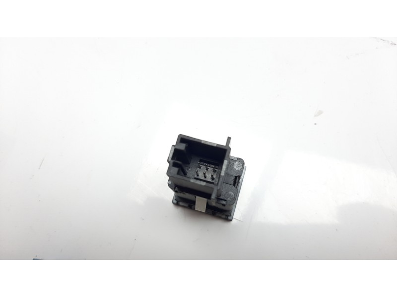 Recambio de interruptor para volkswagen polo (6c1) 1.4 tdi referencia OEM IAM 6C0905216A  