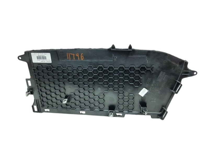 Recambio de moldura para volvo xc60 business plus awd referencia OEM IAM 31420760  