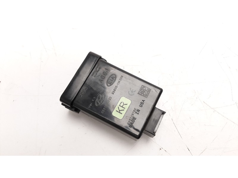 Recambio de modulo electronico para kia rio 1.1 crdi cat referencia OEM IAM 958001W200 223126122 