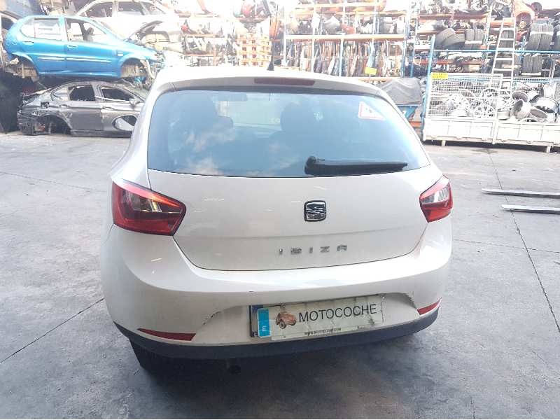 seat ibiza (6j5) del año 2010