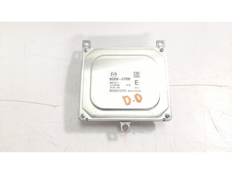 Recambio de centralita faros xenon para mazda 3 berlina (bp) referencia OEM IAM BGKM67890  