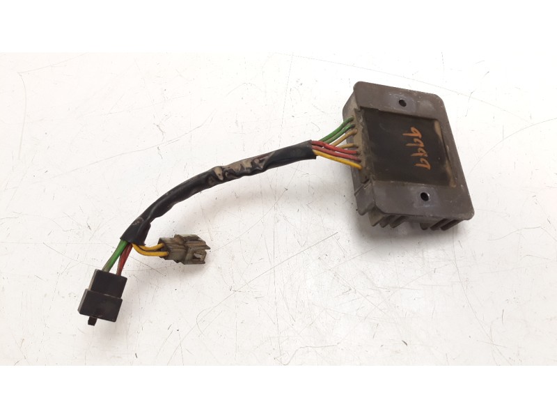 Recambio de alternador para ducati monster 696 m 696 referencia OEM IAM RX41 9F10 