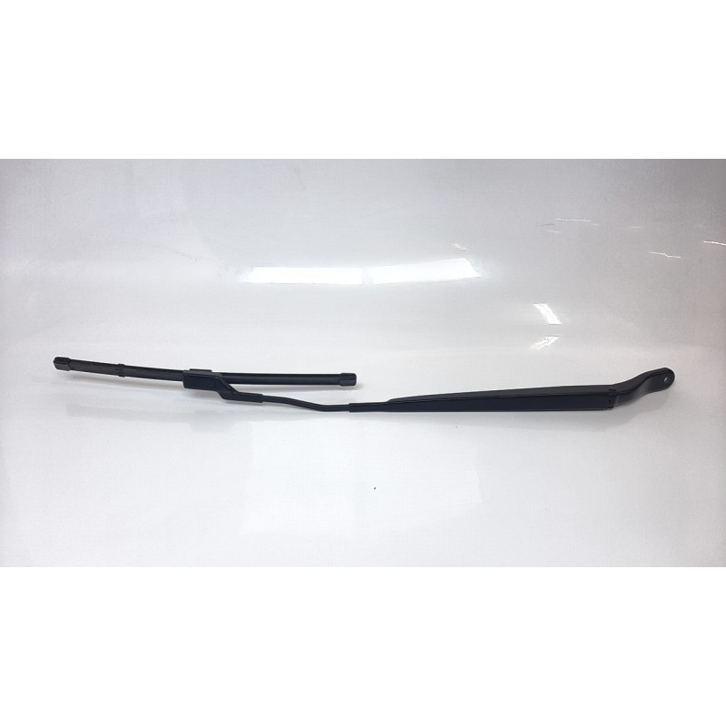 Recambio de brazo limpia delantero derecho para opel corsa f ultimate referencia OEM IAM 9822931880  