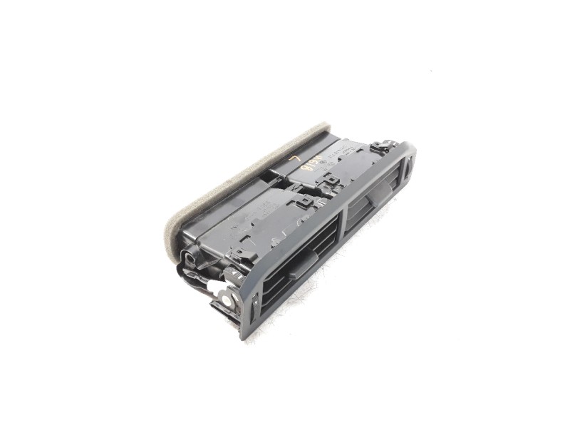 Recambio de rejilla aireadora para volkswagen polo 1.0 tsi referencia OEM IAM 2G0819728  