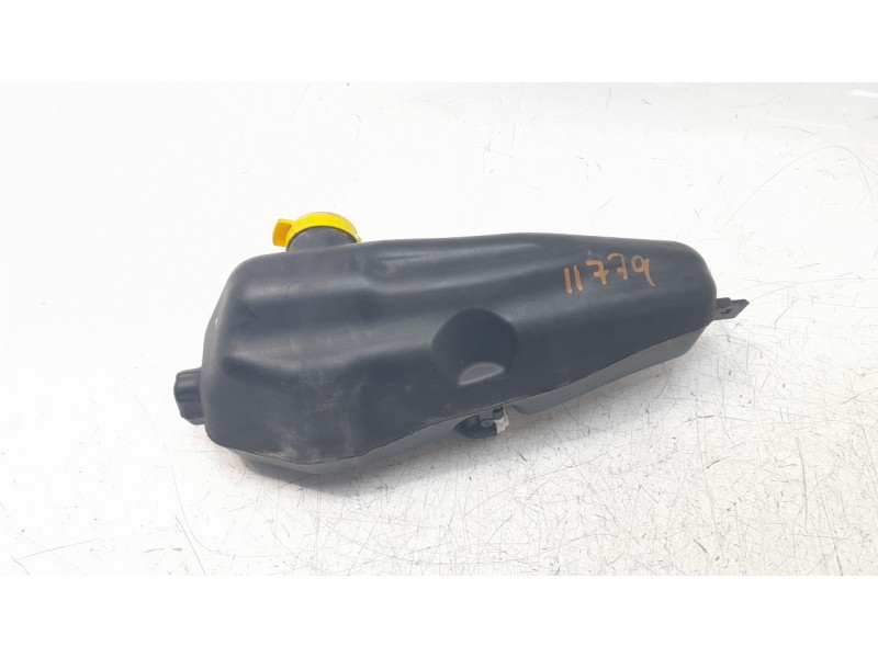 Recambio de deposito limpia para dacia sandero stepway referencia OEM IAM 289102837R  