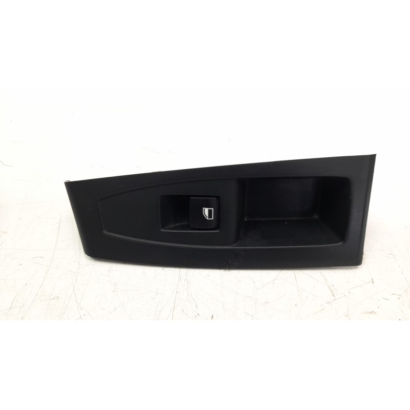 Recambio de mando elevalunas delantero derecho para bmw serie 2 active tourer (f45) 1.5 12v turbodiesel referencia OEM IAM 61319