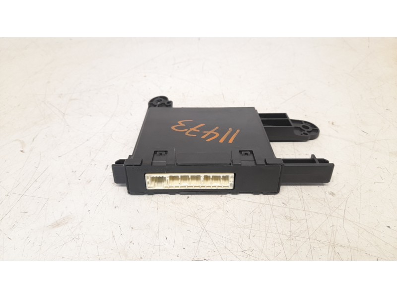 Recambio de modulo electronico para toyota corolla (e21) referencia OEM IAM 8865002L40  