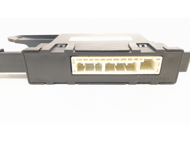 Recambio de modulo electronico para toyota corolla (e21) referencia OEM IAM 8865002L40  