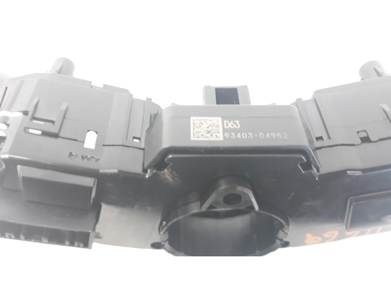 Recambio de mando multifuncion para kia stonic (ybcuv) 1.2 cat referencia OEM IAM 93403D4952  